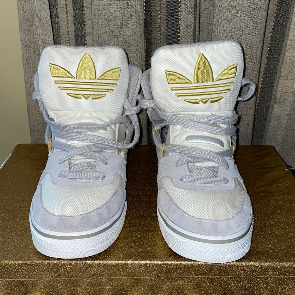 Men Adidas size 10.5